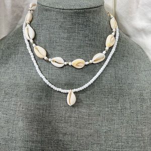 NWOT…Fashion Jewelry Unisex Necklace 2 Piece Set. Stylish Amazing Looking.